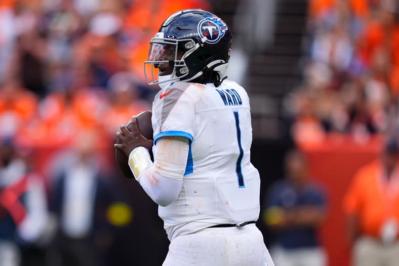 NFL: Tennessee Titans at Denver Broncos