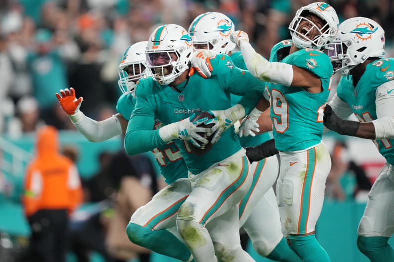Syndication: Palm Beach Post