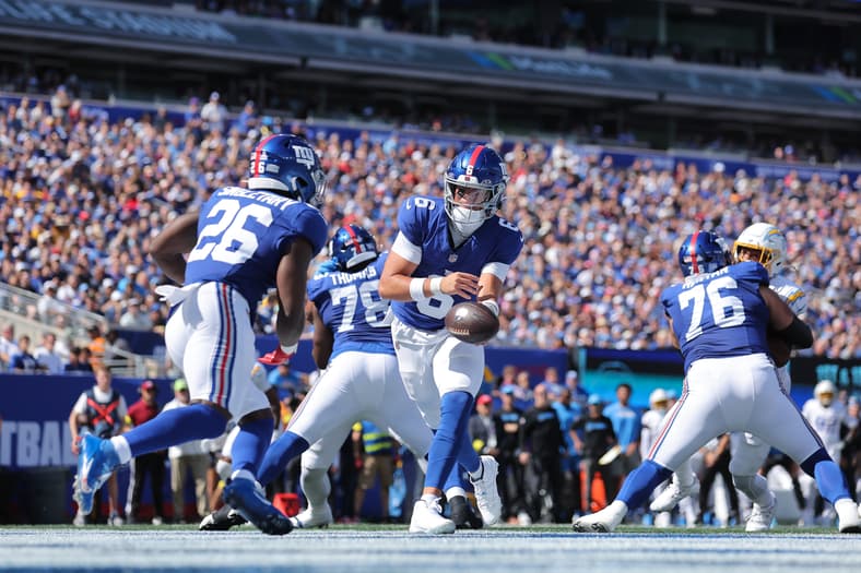 NFL: Los Angeles Chargers at New York Giants