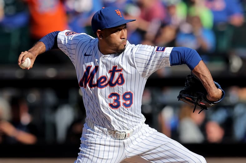 mlb free agency