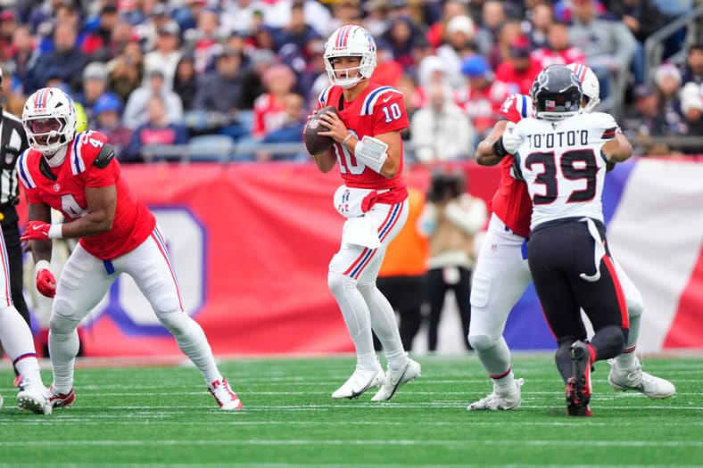 NFL: Houston Texans at New England Patriots