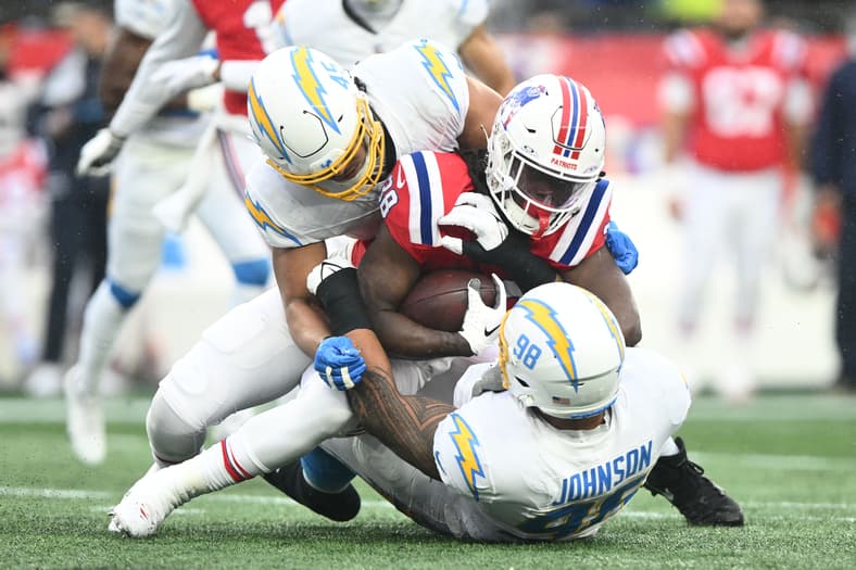 NFL: Los Angeles Chargers at New England Patriots