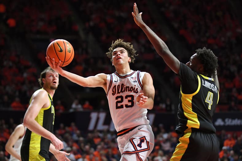 NCAA Basketball: Oregon at Illinois