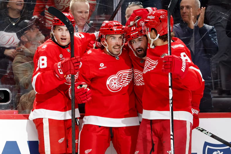 NHL: Columbus Blue Jackets at Detroit Red Wings