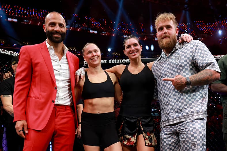 rousey vs carano