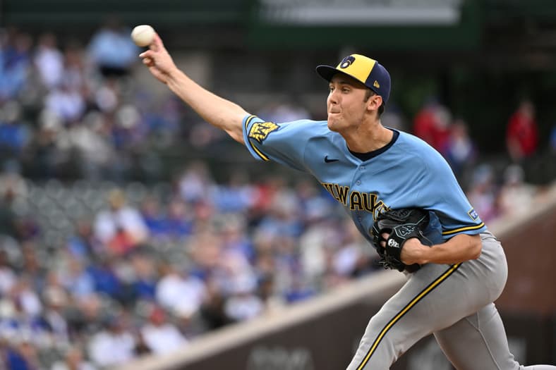 Brewers' Misiorowski Pitching Against Cubs