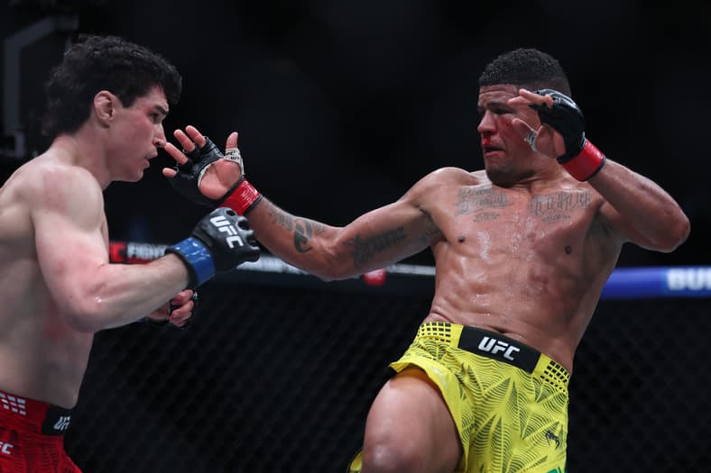 MMA: UFC Fight Night - Winnipeg Burns vs Malott