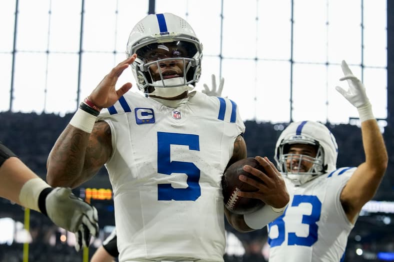 NFL: Tennessee Titans at Indianapolis Colts