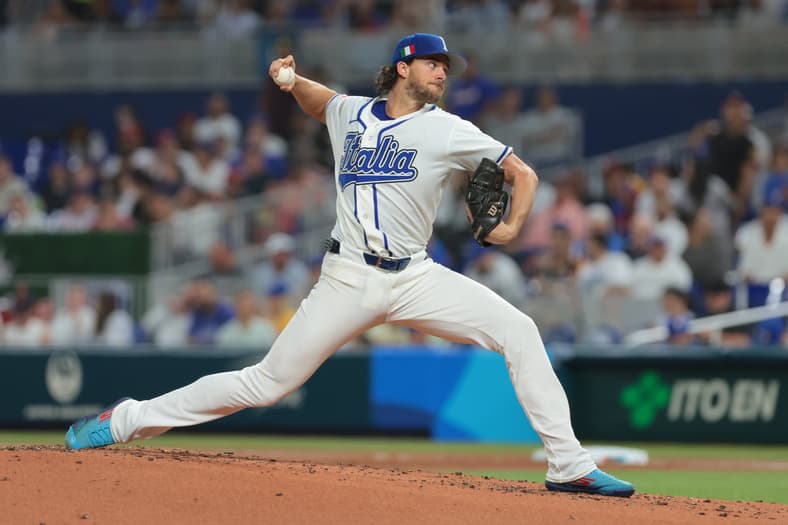 Baseball: World Baseball Classic Semifinal-Venezuela at Italy