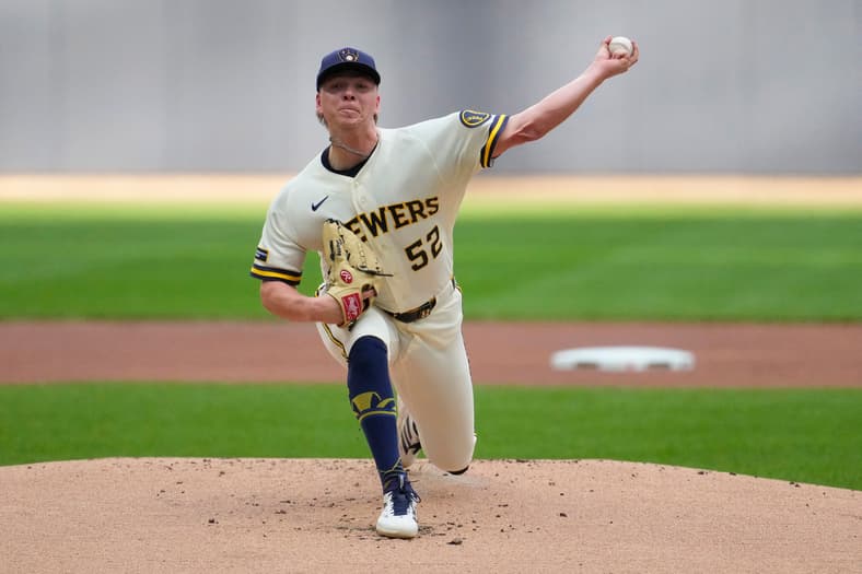 MLB: St. Louis Cardinals at Milwaukee Brewers