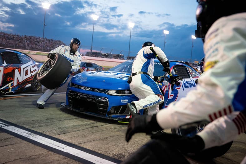 NASCAR Cup Series driver Kyle Larson (5) makes a pit stop during the Cracker Barrel 400 at Nashville Superspeedway in Lebanon,