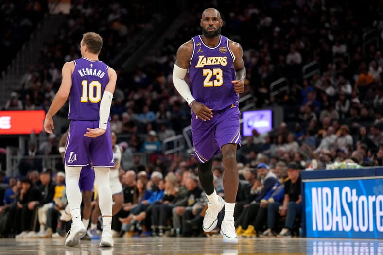 NBA: Los Angeles Lakers at Golden State Warriors