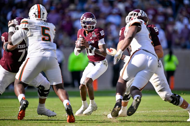 NCAA Football: CFP National Playoff First Round-Game 2-Miami at Texas A&M