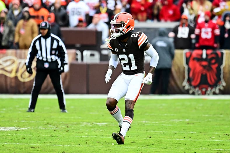 NFL: San Francisco 49ers at Cleveland Browns