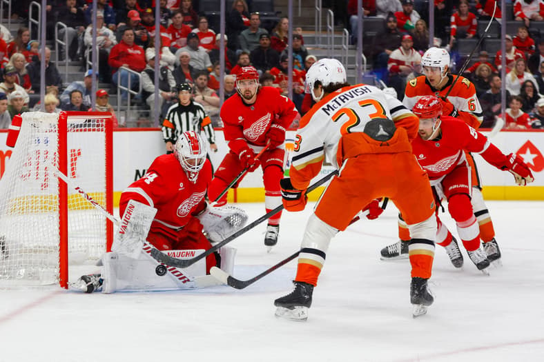 NHL: Anaheim Ducks at Detroit Red Wings