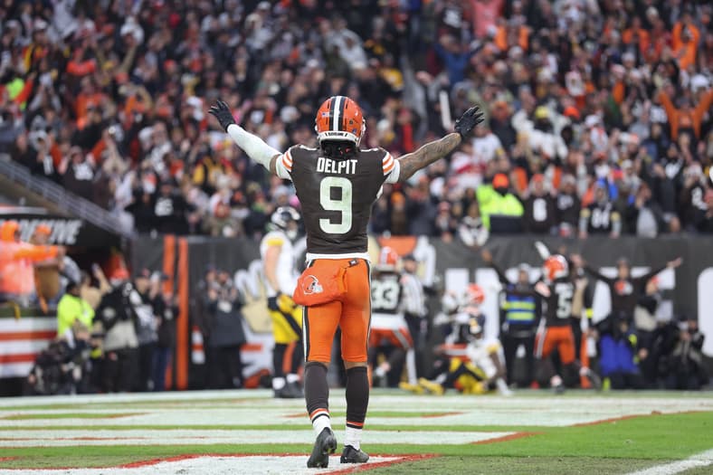 NFL: Pittsburgh Steelers at Cleveland Browns