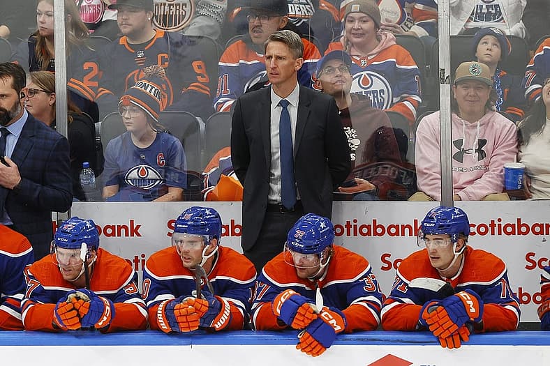 Nov 13, 2023; Edmonton, Alberta, CAN; Edmonton Oilers Head Coach Kris Knoblauch looks on against the New York Islanders at Rogers Place. Mandatory Credit: Perry Nelson-USA TODAY Sports
