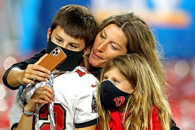 Tom Brady Gisele NFL: Super Bowl LV-Kansas City Chiefs vs Tampa Bay Buccaneers