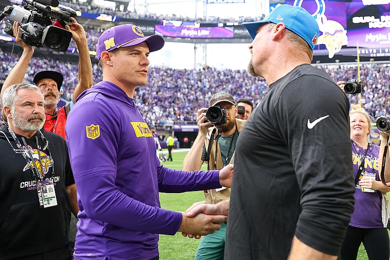 NFL: Detroit Lions at Minnesota Vikings