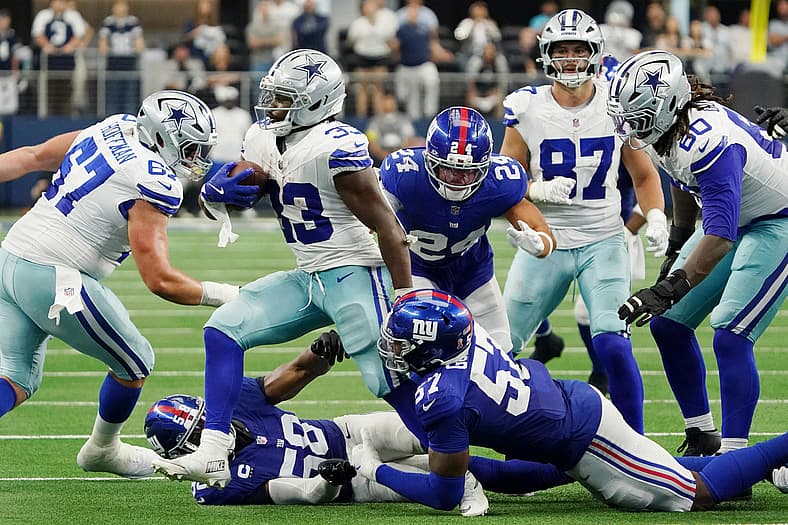NFL: New York Giants at Dallas Cowboys