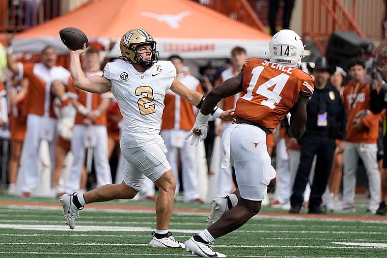 college football qb rankings