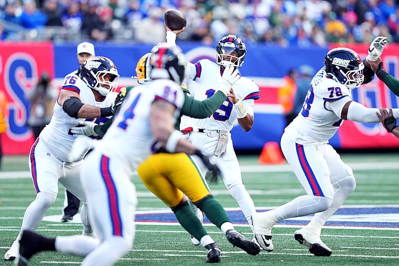 NFL: Green Bay Packers at New York Giants