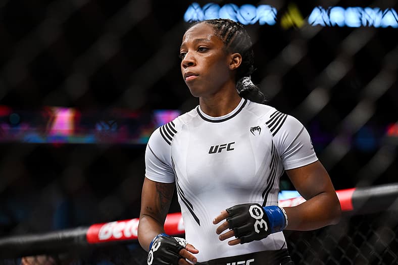 MMA: UFC Fight Night - Paris- Cornolle vs Edwards