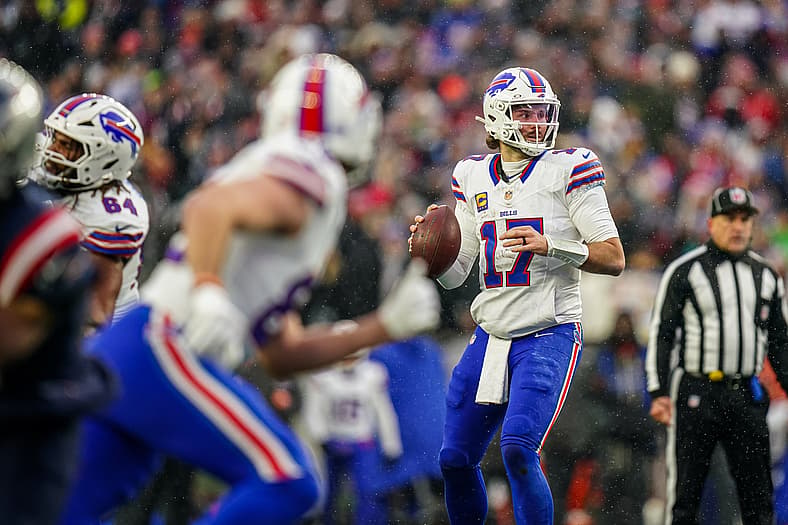 NFL: Buffalo Bills at New England Patriots