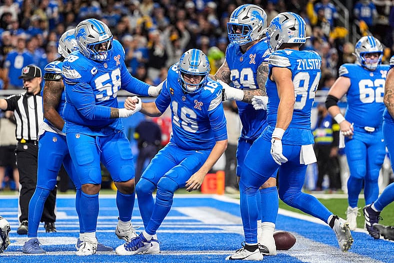 NFL Week 17 Predictions