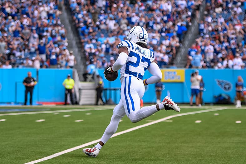 NFL: Indianapolis Colts at Tennessee Titans