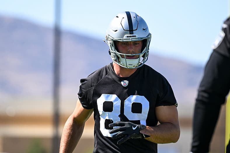 raiders wide receiver room 2026 brock bowers