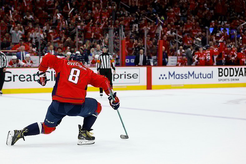 NHL: Stanley Cup Playoffs-Montreal Canadiens at Washington Capitals