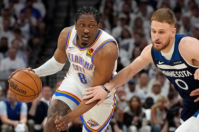 NBA: Playoffs-Oklahoma City Thunder at Minnesota Timberwolves