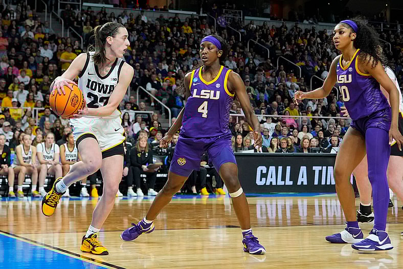 Caitlin Clark Angel Reese NCAA Womens Basketball: NCAA Tournament Albany Regional-LSU vs Iowa
