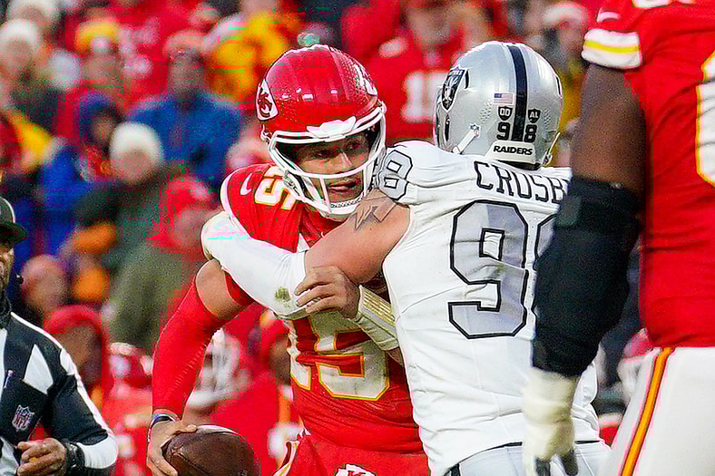 NFL: Las Vegas Raiders at Kansas City Chiefs