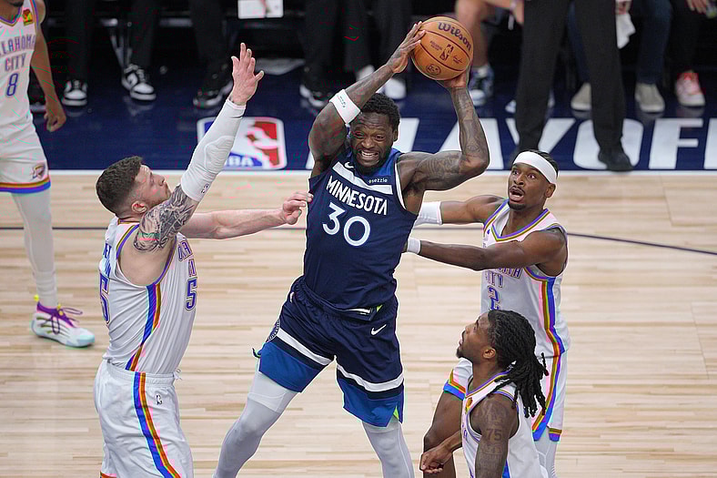 NBA: Playoffs-Oklahoma City Thunder at Minnesota Timberwolves