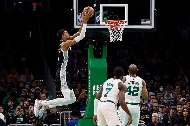 NBA: San Antonio Spurs at Boston Celtics