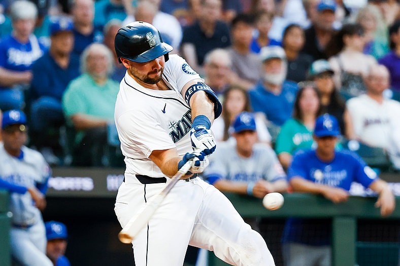 Seattle Mariners catcher Cal Raleigh