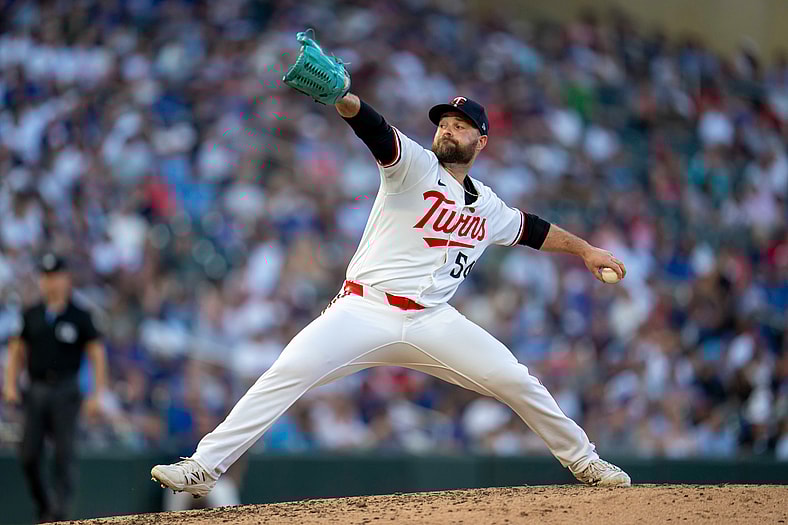 Minnesota Twins reliever Danny Coulombe