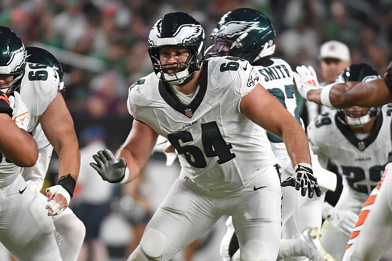 Philadelphia Eagles offensive lineman Brett Toth