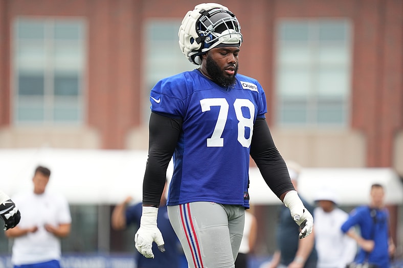 New York Giants left tackle Andrew Thomas