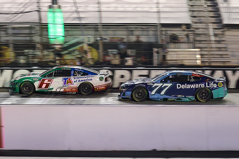 NASCAR: Bass Pro Shops Night Race