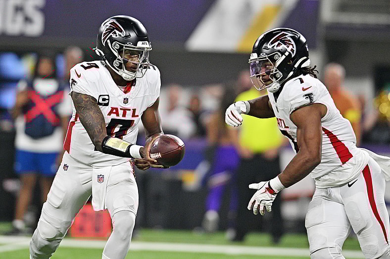 NFL: Atlanta Falcons at Minnesota Vikings