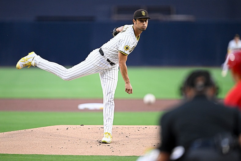 MLB: Cincinnati Reds at San Diego Padres