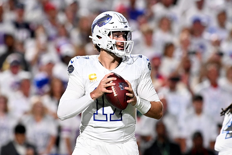 NFL: New England Patriots at Buffalo Bills