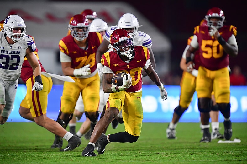 USC Trojans vs Oregon Ducks