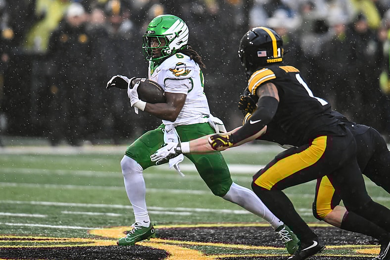 Oregon Ducks vs Iowa Hawkeyes