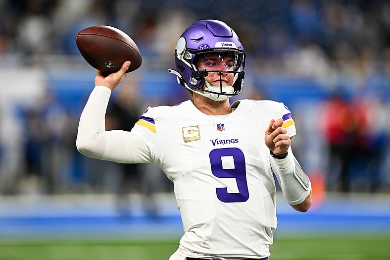 NFL: Minnesota Vikings at Detroit Lions