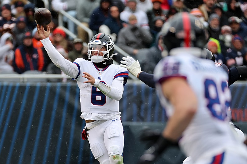NFL: New York Giants at Chicago Bears