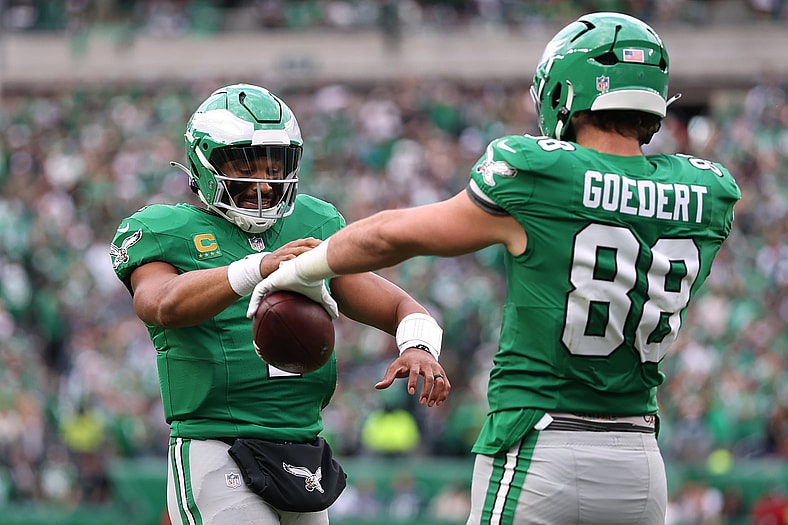 Monday Night Football Predictions, Philadelphia Eagles, Green Bay Packers